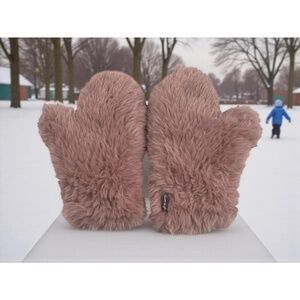 Glamourpuss NY Signature Knitted Faux Fur Pink Mitten Faux Fur Soft Texture Cozy